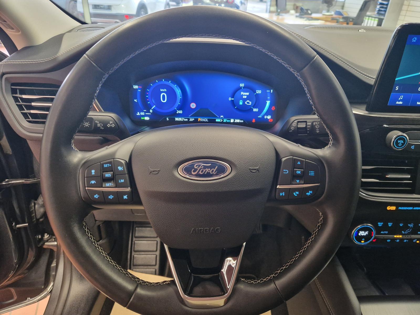 Ford Kuga Hybrid Plug in Hybrid Vignale