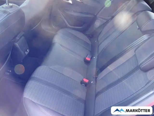 Peugeot 208 Allure Pack