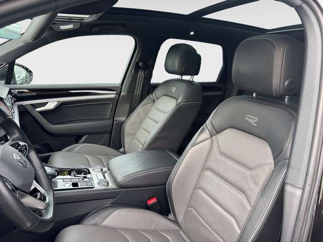 Volkswagen Touareg 4Motion R-Line