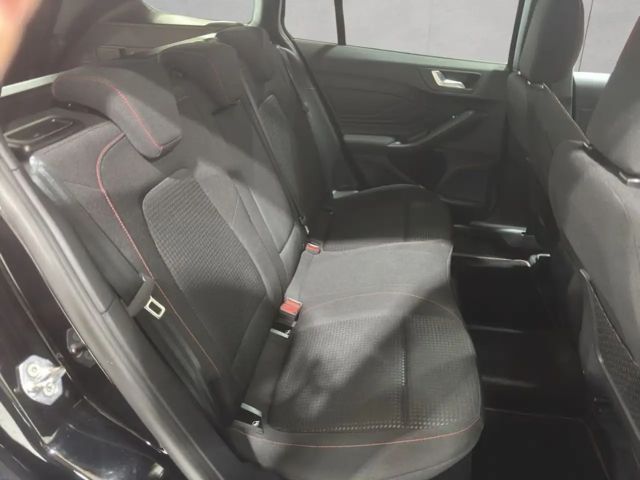 Ford Focus ST Line Wagon