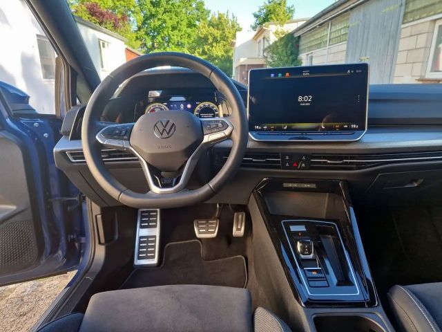 Volkswagen Golf 1.5 eTSI Golf VIII