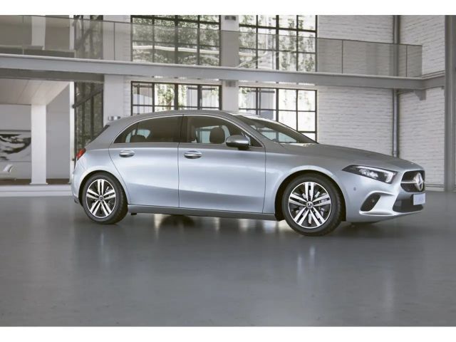 Mercedes-Benz A 200 Progressive