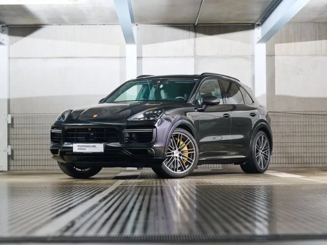 Porsche Cayenne E-Hybrid S Turbo