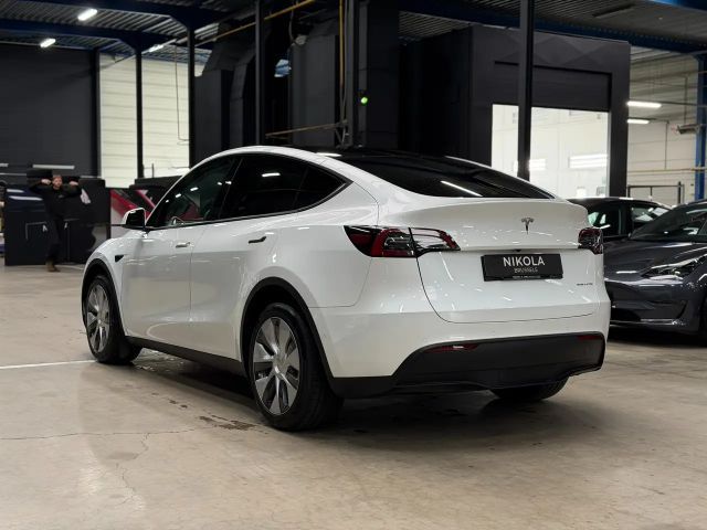 Tesla Model Y AWD Long Range