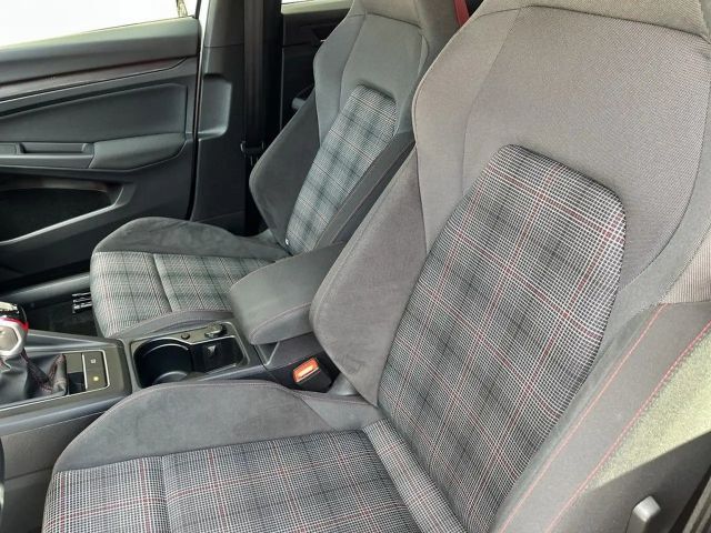 Volkswagen Golf 2.0 TSI GTI