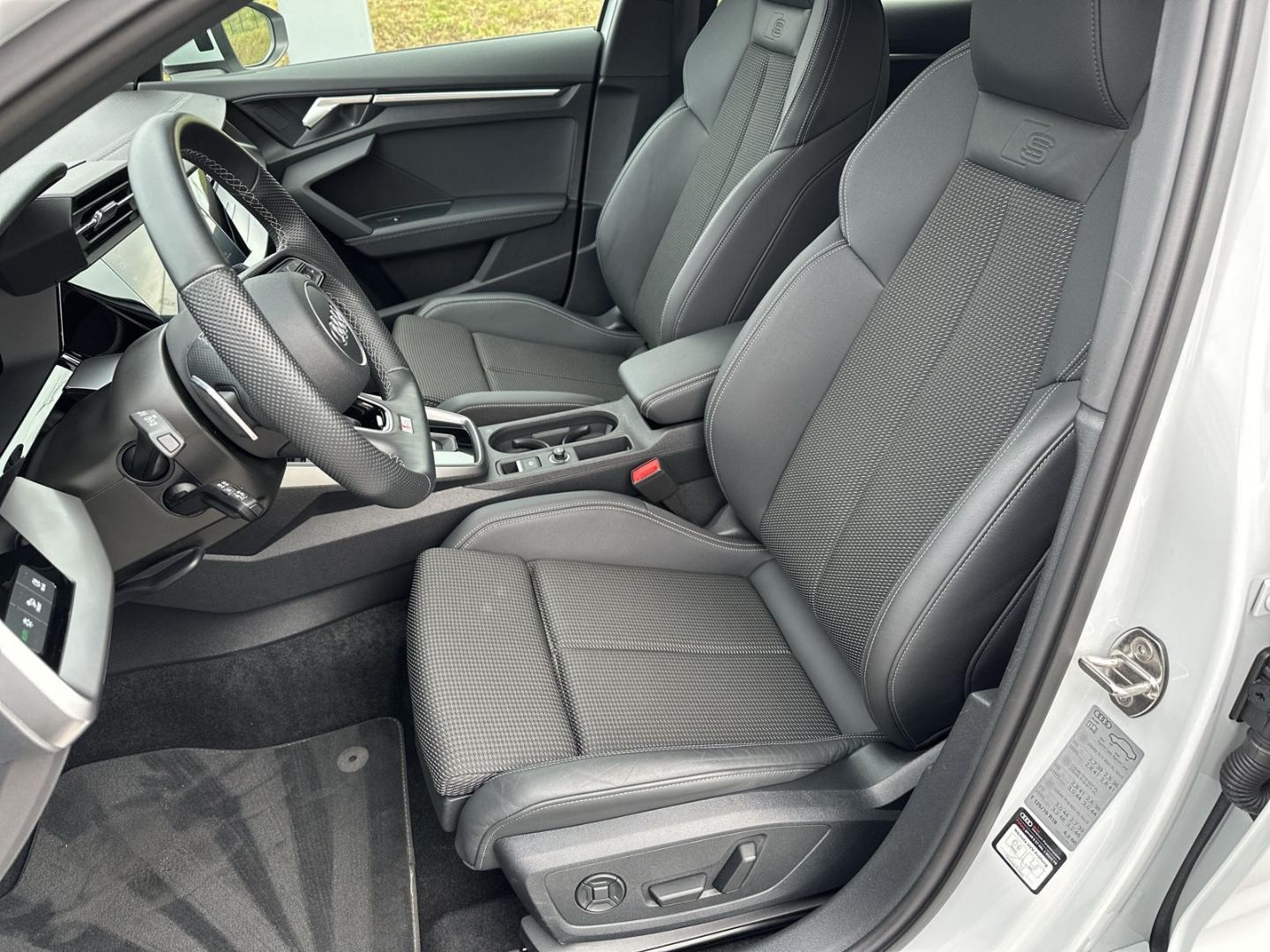 Audi S3 2.0 TFSI Quattro S-Tronic Sedan Sportback