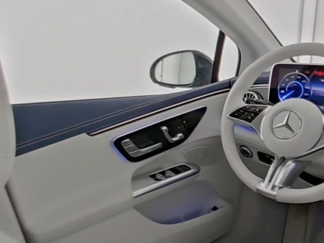 Mercedes-Benz EQE 300 Sedan