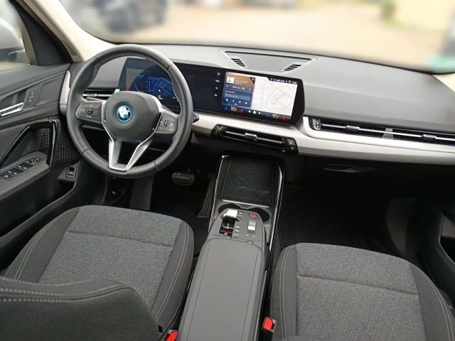 BMW iX1 xDrive30