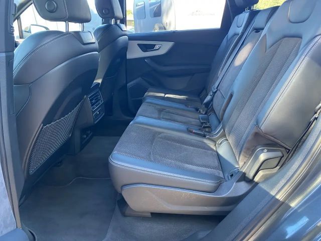 Audi Q7 55 TFSI Hybride Quattro S-Line