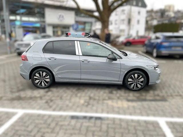 Volkswagen Golf 1.5 eTSI DSG