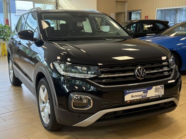 Volkswagen T-Cross Style