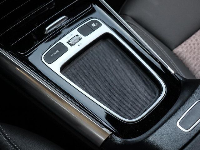 Mercedes-Benz EQA 300 4MATIC