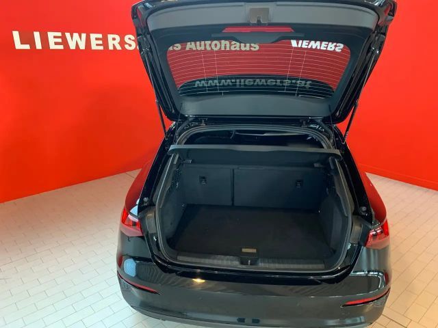 Audi A3 30 TFSI Sedan