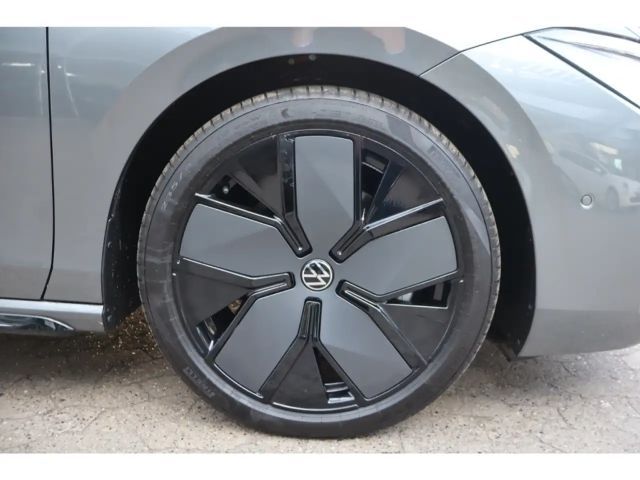 Volkswagen Passat IQ.Drive R-Line Variant