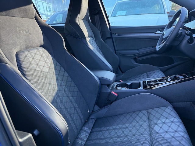 Volkswagen Golf DSG R-Line Style Variant