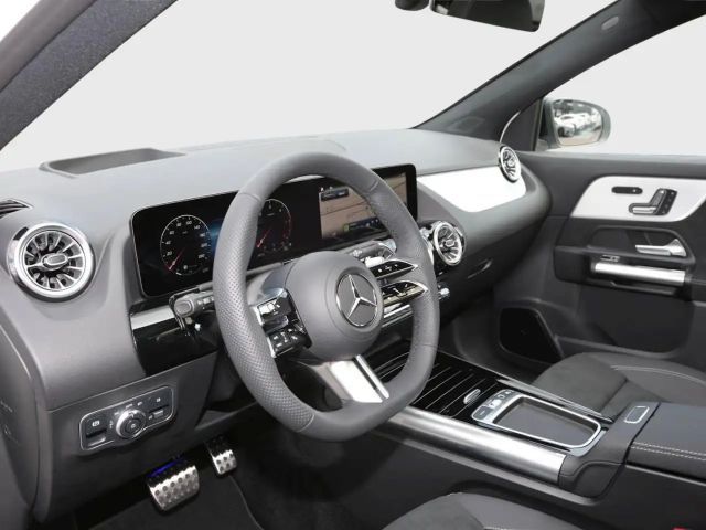 Mercedes-Benz GLA 220 4MATIC AMG Line GLA 220 d