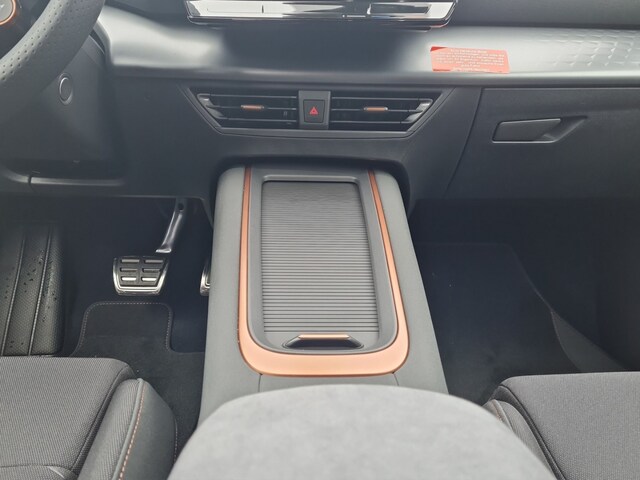 Cupra Born RFK,360°Camara,A/C,SHZ,ACC,DAB+,LED