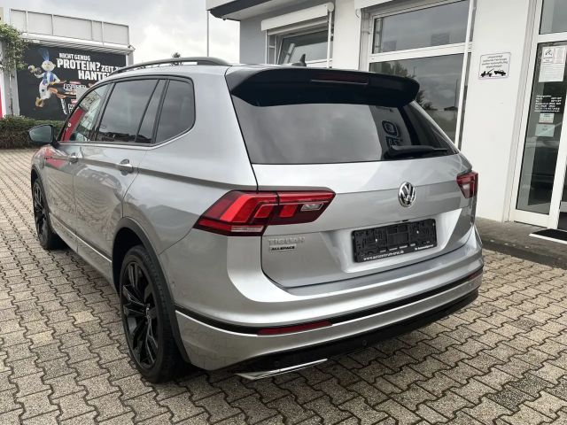 Volkswagen Tiguan 1.5 TSI Allspace R-Line Style