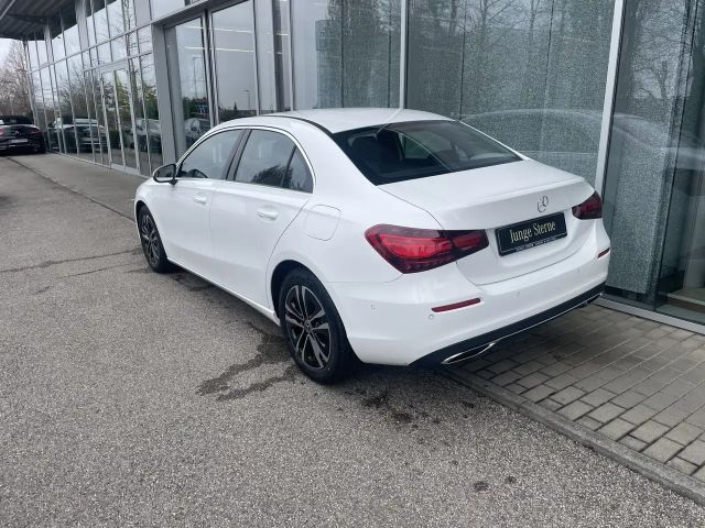 Mercedes-Benz A 180 Progressive