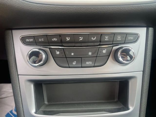 Opel Astra 1.2 Turbo Business Turbo