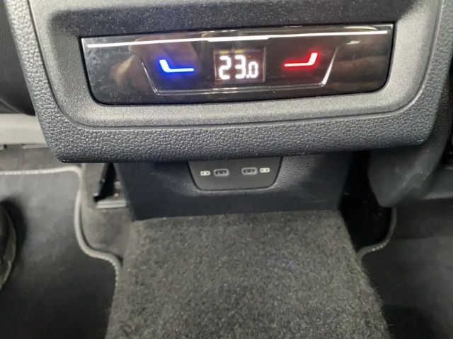 Volkswagen Golf W Goal *ACC*PDC*Tot Winkel*SHZ*Apple*LED*