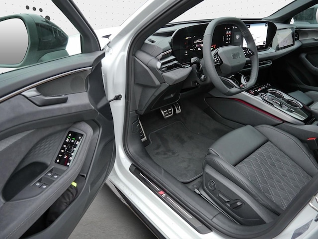 Audi A6 Avant Quattro S-Tronic