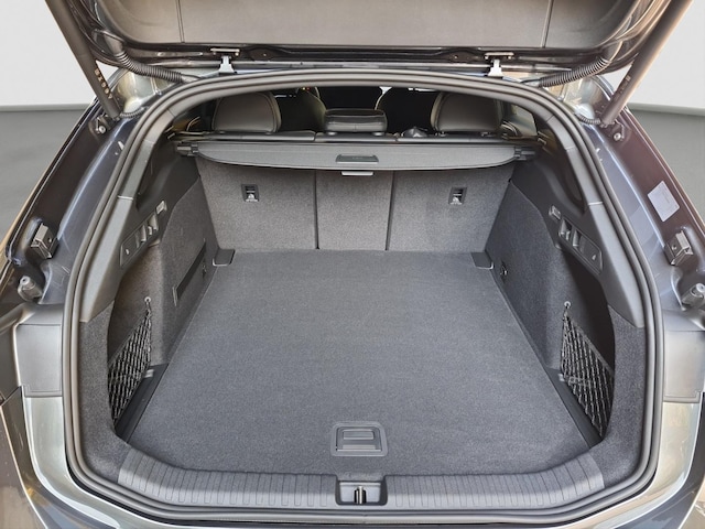 Audi A6 e-tron Avant Quattro