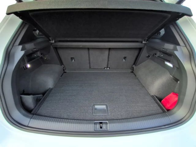 Volkswagen Tiguan 1.5 TSI DSG R-Line