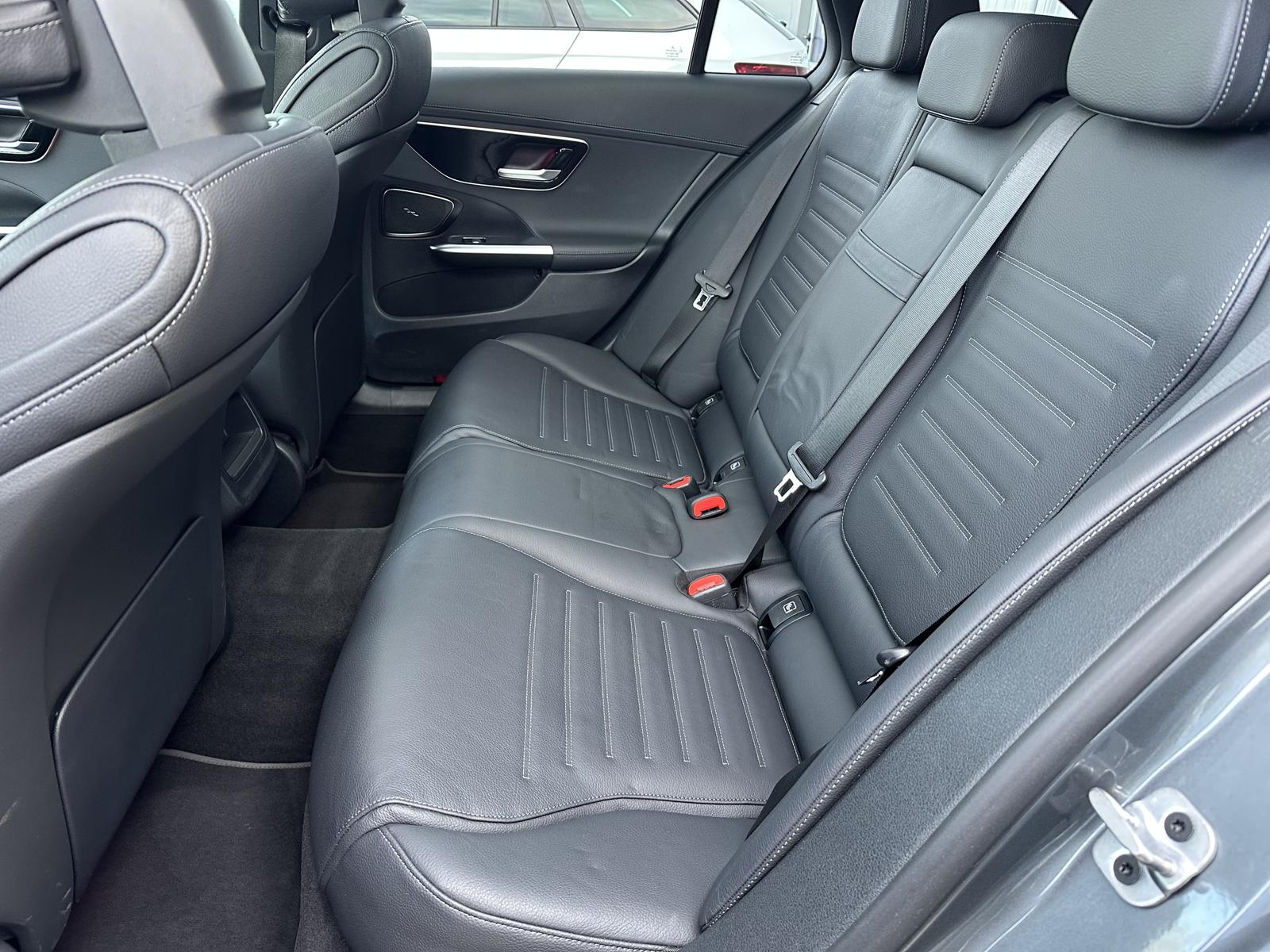 Mercedes-Benz C 220 AMG Line C 220 d Estate