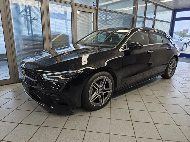 Mercedes-Benz CLA 180 AMG Line