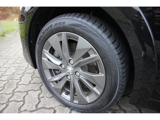 Peugeot E-208 Allure Pack