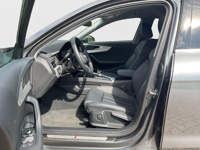 Audi A4 35 TFSI Avant S-Line S-Tronic