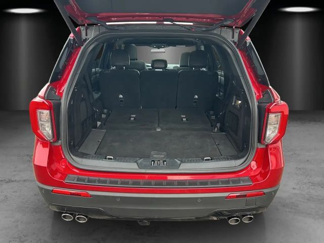 Ford Explorer ST Line