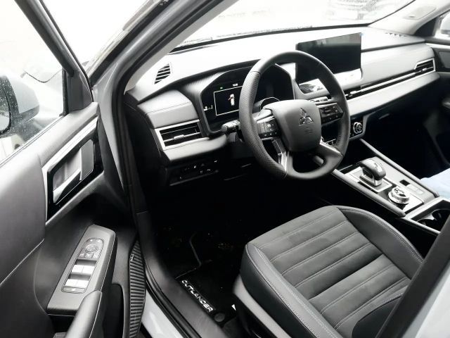 Mitsubishi Outlander 4WD PHEV