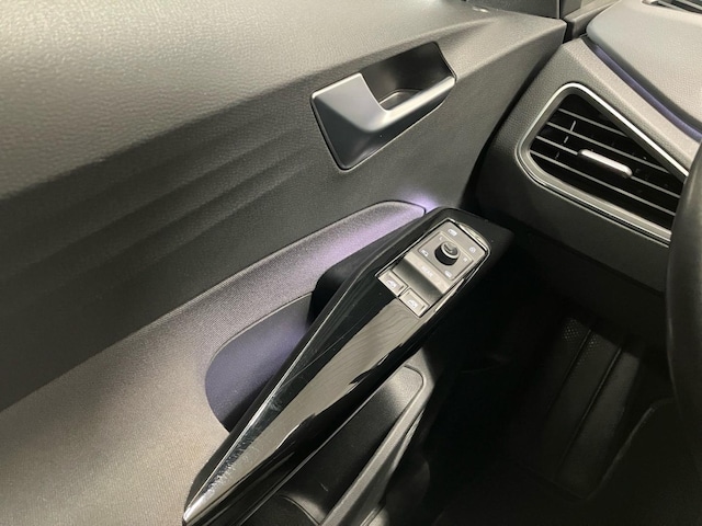 Volkswagen ID.3 146PS ACC.AREA-VIEW.NAVI.LED.APP-C.LKRD-HZG.SHZ