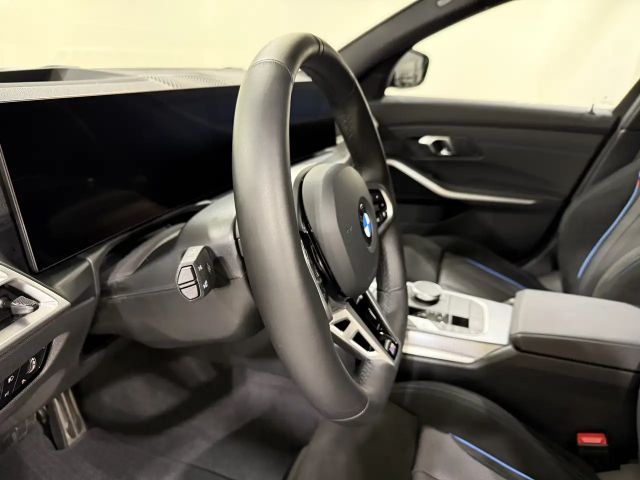 BMW 320 320d M-Sport Touring xDrive