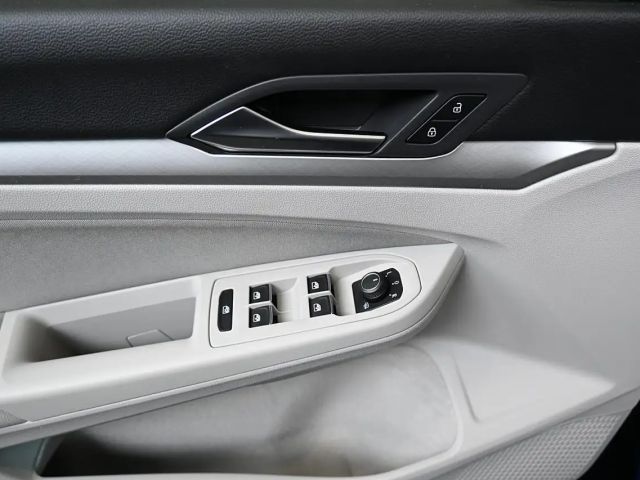 Volkswagen Golf DSG Life