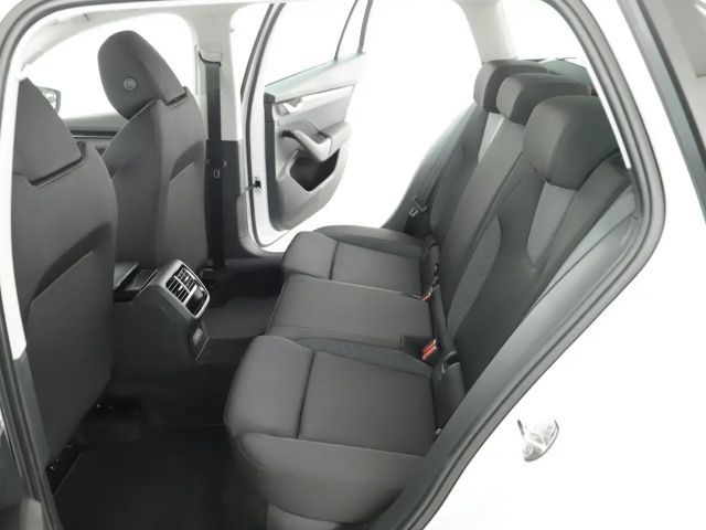 Skoda Octavia Essence TSI