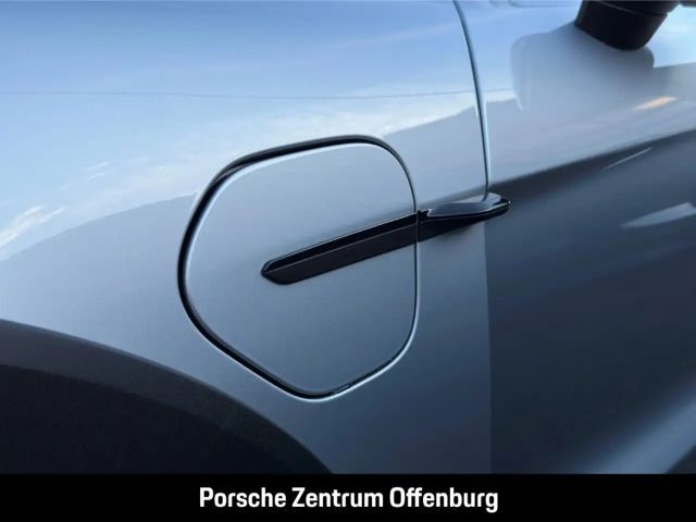 Porsche Taycan 4 Cross Turismo