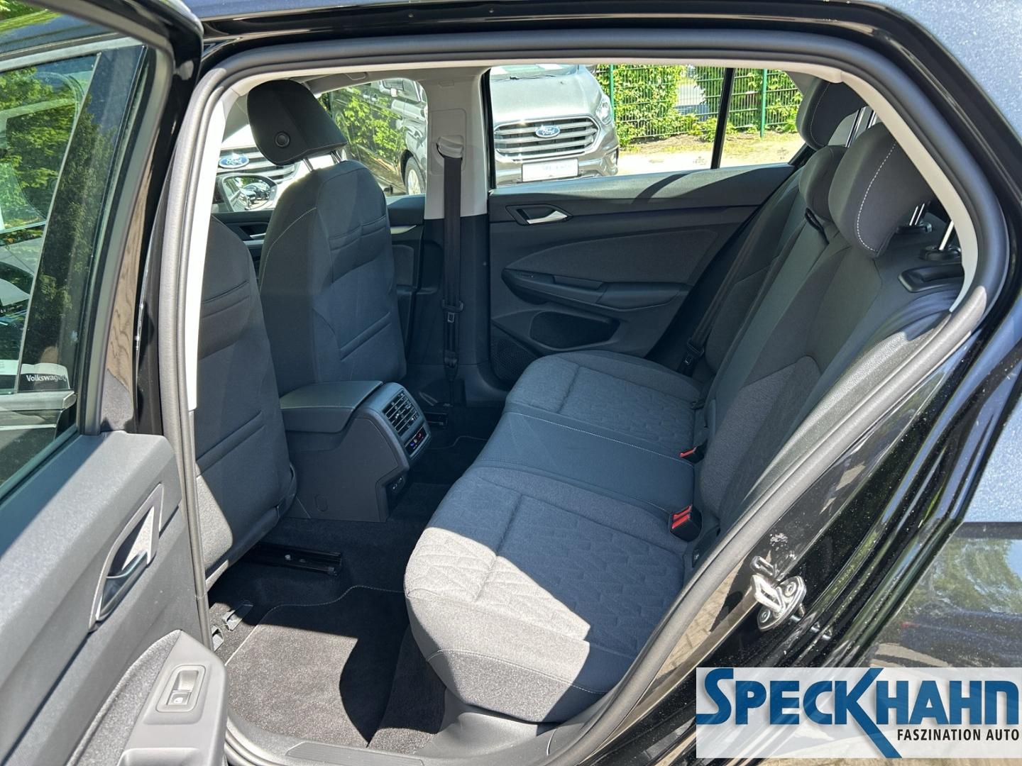 Volkswagen Golf 1.5 TSI Golf VIII Life