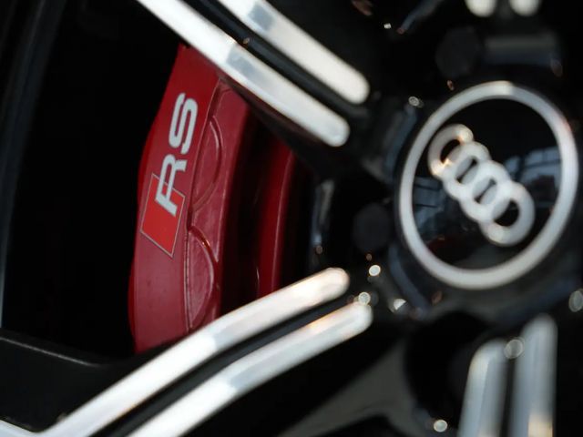 Audi RS4 Avant Quattro