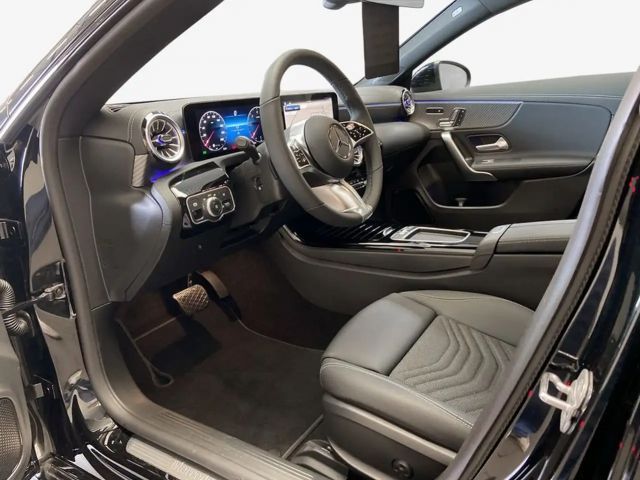 Mercedes-Benz CLA 180 CLA