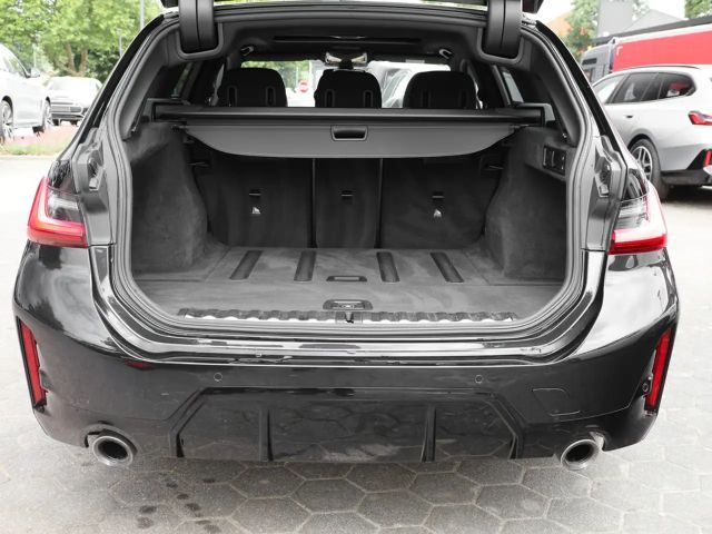 BMW 330 330d M-Sport Touring xDrive