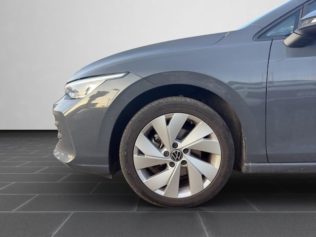 Volkswagen Golf 1.5 eTSI DSG Golf VIII Plus Pro