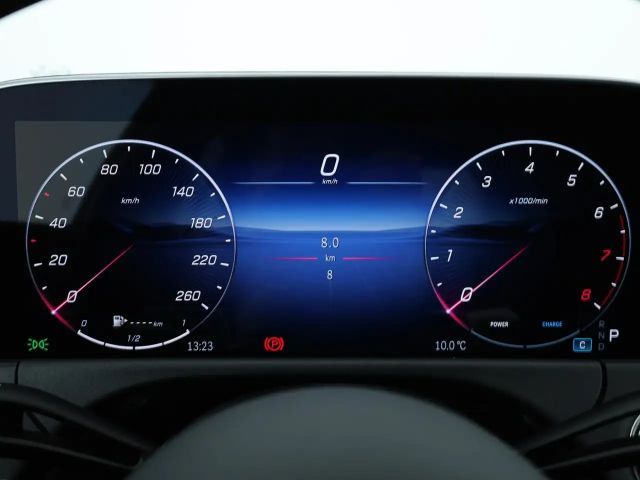 Mercedes-Benz E 200 Sedan