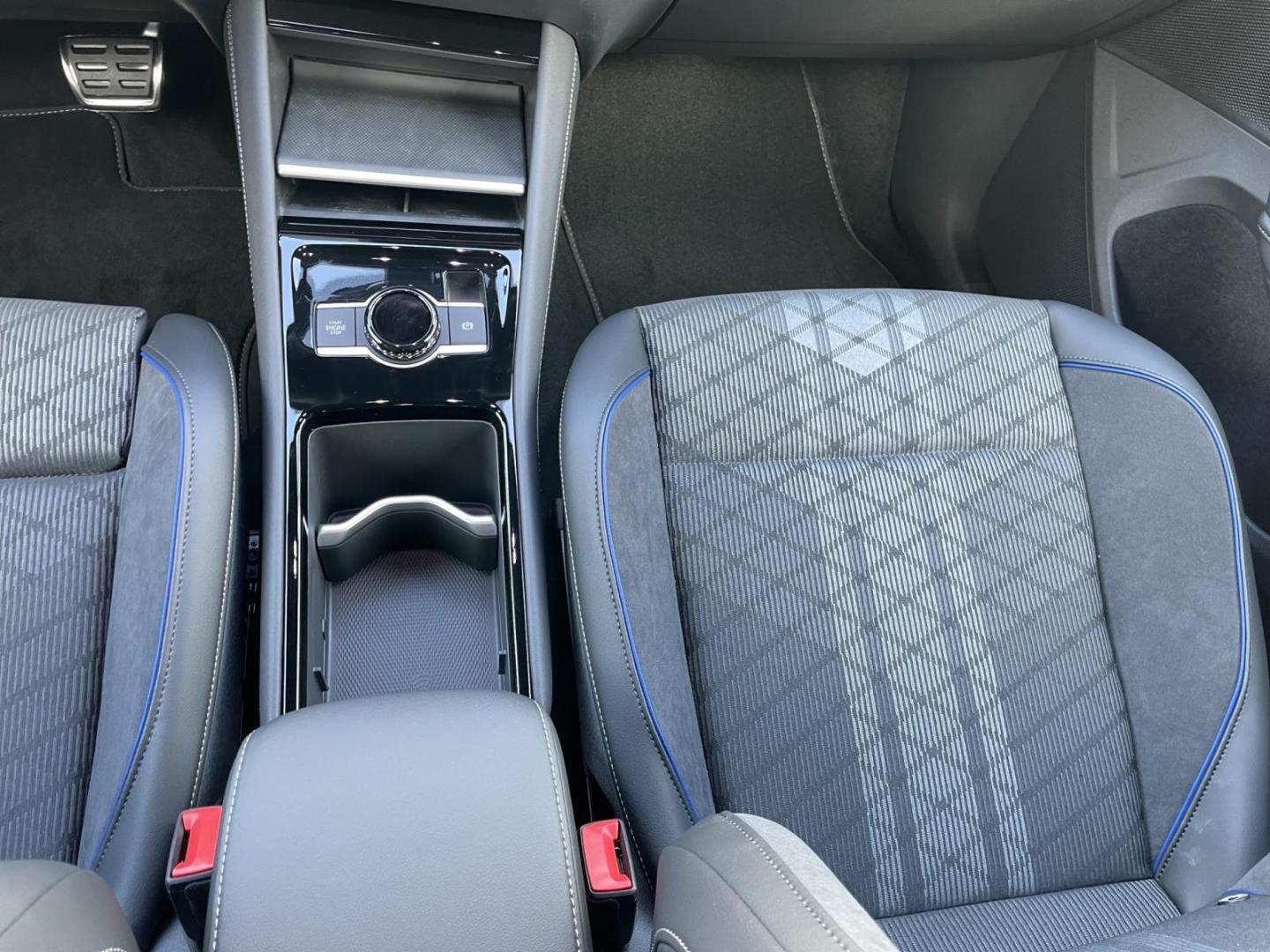 Volkswagen Tayron 2.0 TSI 4Motion DSG R-Line