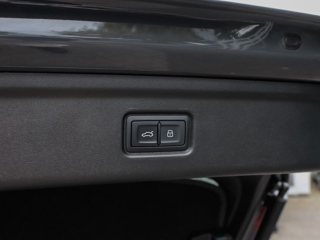 Audi A6 e-tron Avant Quattro