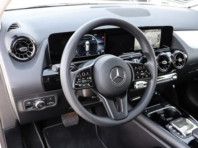 Mercedes-Benz B 180 EU6d Klimaauto Sitzhzg. NAVI Digitales Cockpit App