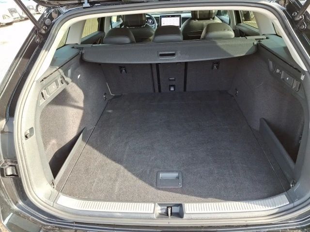 Volkswagen Passat Business DSG