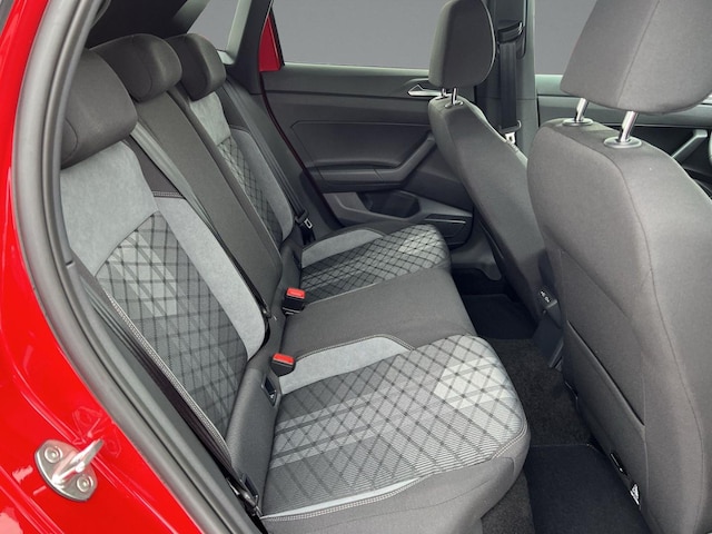 Volkswagen Polo 1.0 TSI DSG R-Line